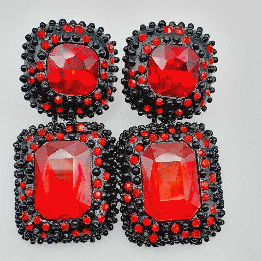 "New Rectangle Red Big Bright Pendant Dangle Earring, - Picture 3 of 3